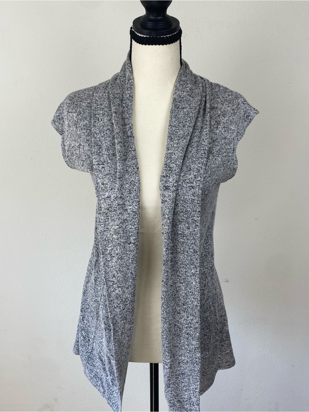 Soft Knit Gray Open-Front Short Sleeve Cardigan Vest